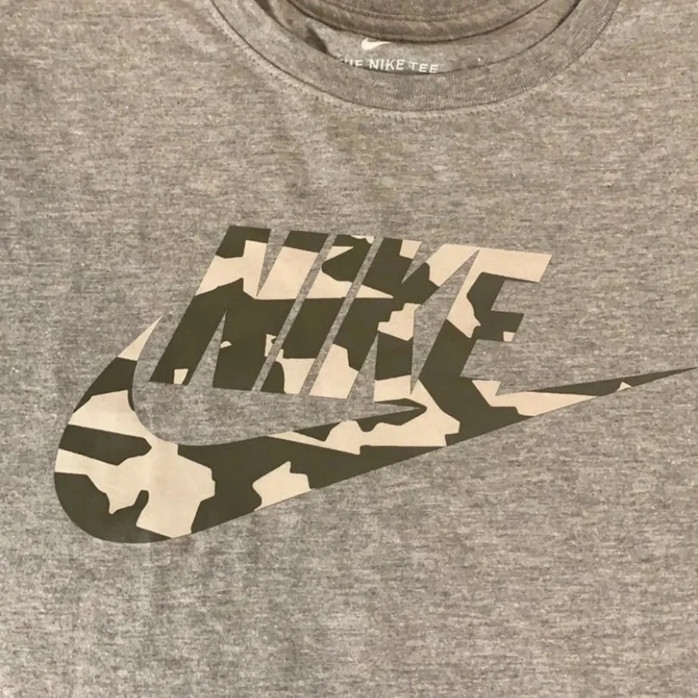 NIKE Tee Camouflage Swoosh Long Sleeve T-Shirt Men’s XXL NWT - Picture 4 of 7